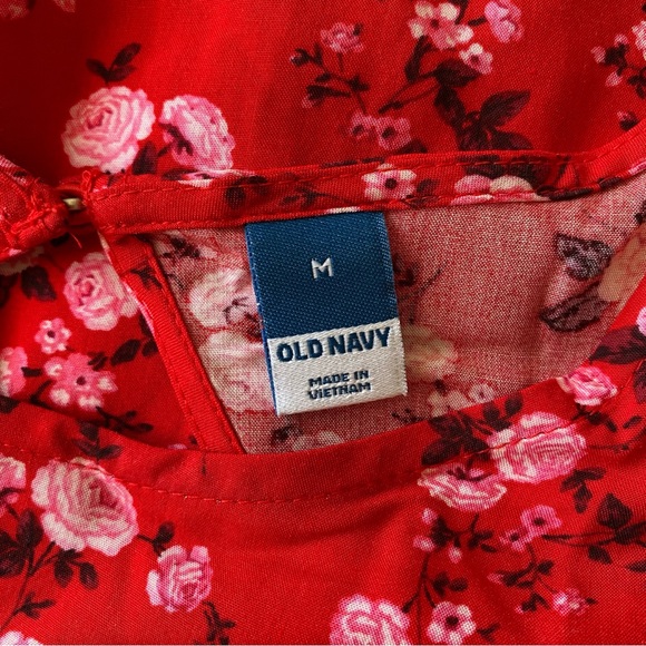 Red Maxi dress. Old navy Summer dress. Size M. Floral. Puff sleeves. - Picture 13 of 16